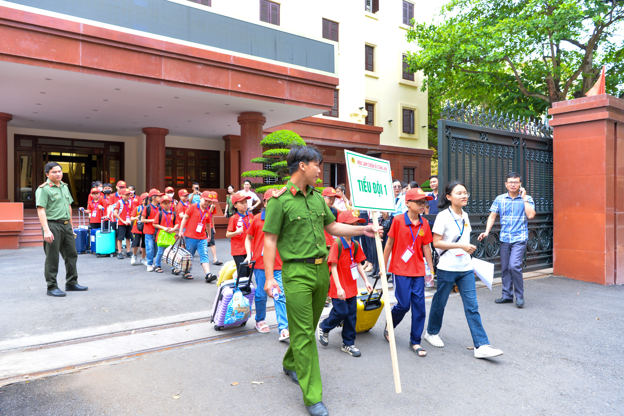 Đoàn thanh niên CATP: Khai mạc Chương trình 